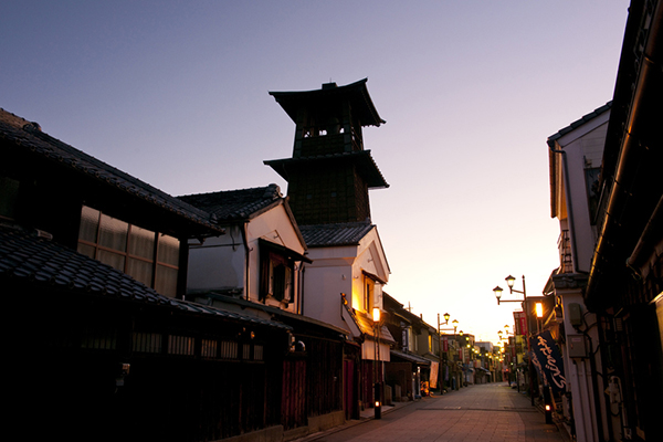 川越的象徵景點「鐘樓」。