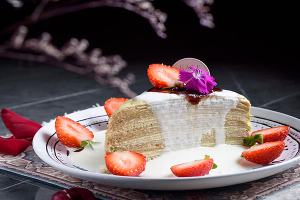 千層蛋糕為店家的招牌特色甜點。