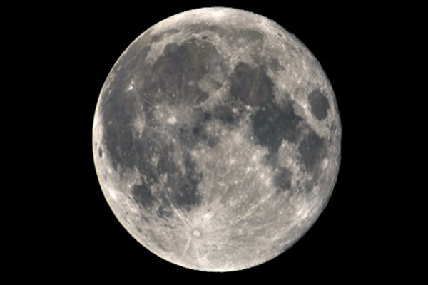 此次元宵節遇上滿月為20世紀來首次，下次想看到恐怕得等到2081年了。