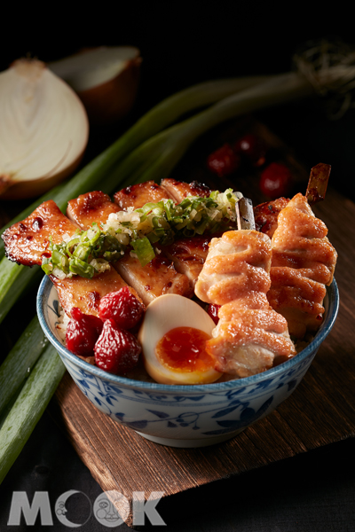 鹽蔥雙料雞丼