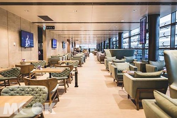 拉脫維亞裡加國際機場 E 航站樓的 Primeclass Riga Business Lounge 。