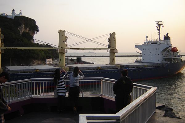 雄鎮北門砲台是觀看大船入港的絕佳位置。 （圖／高市府都發局）