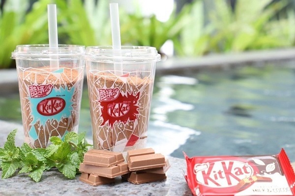 全家便利商店與KitKat巧克力合作推全新口味酷冰沙。