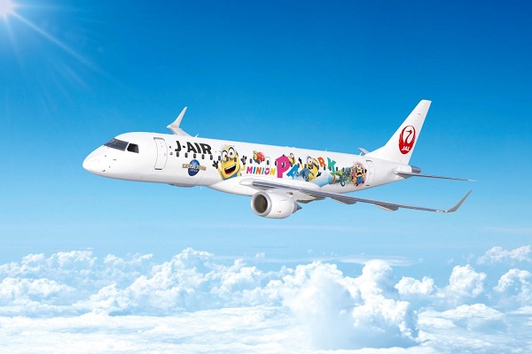 日本航空推出小小兵聯名彩繪機。（圖／Japan Airlines）
