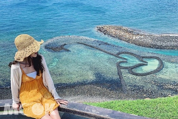 澎湖的雙心石滬是澎湖目前保存最完整和最美麗的石滬。（圖／qube822）