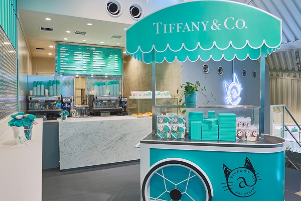 繼紐約總店後的第二間The Tiffany Café也在此概念店中開幕。（圖/ Tiffany & Co.）