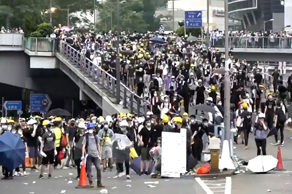 反送中引起全球關注！英國政府對香港發出旅遊警示