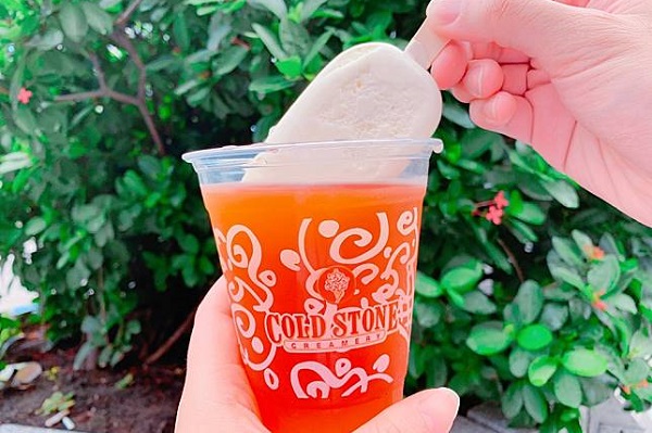 COLD STONE推出限量「雪鹽漂浮奶茶買一送一」優惠。（圖／COLD STONE）