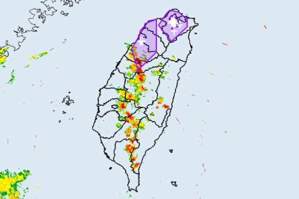 氣象局發布大雷雨警訊！9縣市嚴防淹水雷擊