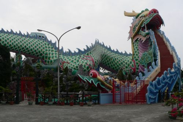 全東南亞最高的巨龍就在麻豆。