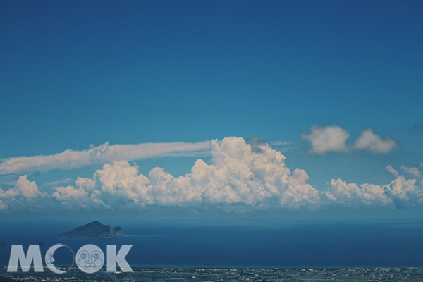 渭水之丘能遠眺龜山島美麗的身影。 (圖／murphybj4)