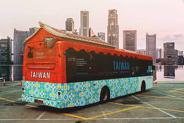 首部台灣3D立體公車出沒在新加坡。