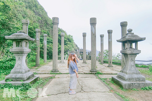 金瓜石神社也是「水金九之旅」熱門景點。九份、金瓜石、水湳洞都是瑞芳區歷經採礦業由興轉衰，留下的懷舊景色，充滿人文歷史氣息。(圖片來源／西西cccccc.b)