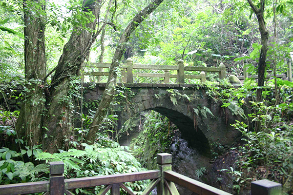 水濂橋步道。 (圖／峨眉鄉公所)