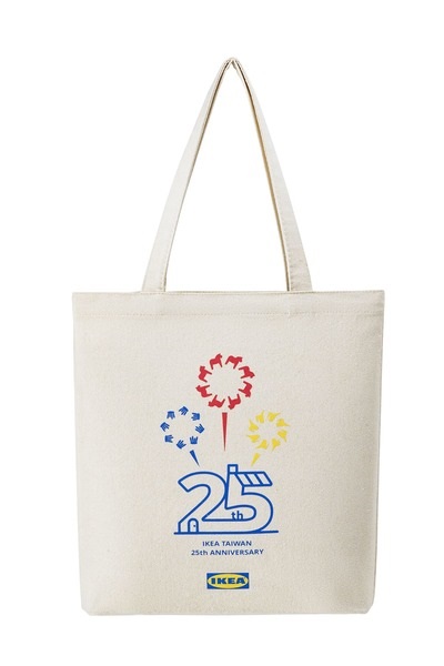 卡友可享多重好禮，限量版25週年慶紀念帆布袋。( 圖 ∕ IKEA宜家家居 )