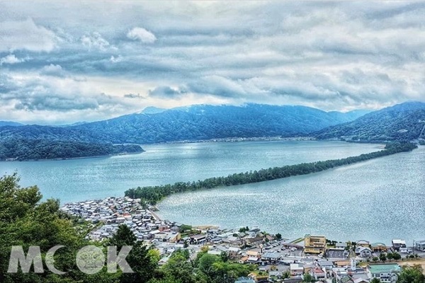 日本三景的「天橋立」為海外觀光客皆讚嘆必朝聖的絕景。（圖／lenalin1121）