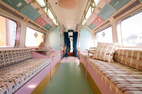 Kirkby Design 為1969年的倫敦地鐵車廂進行大改造。 (圖／Kirkby Design，以下同)
