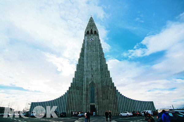 全冰島最大的教堂，哈爾格林姆教堂。 (圖／chairlieliuliuliu)