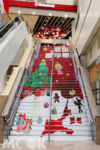 Global Mall板橋車站全館有滿滿的小熊學校聖誕佈置