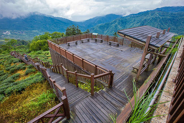 視野遼闊的觀景平台。 (圖／阿里山國家風景管理去)