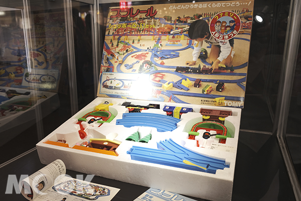 現場也展出了許多PLARAIL的歷史玩具。
