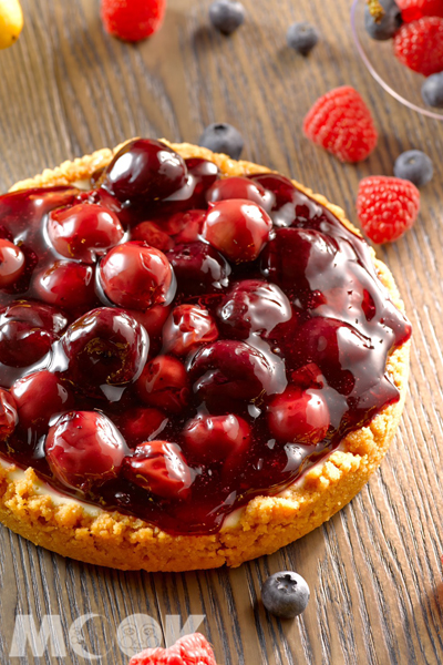 「法國的秘密甜點」森林莓果佐起士蛋糕，推薦價449元