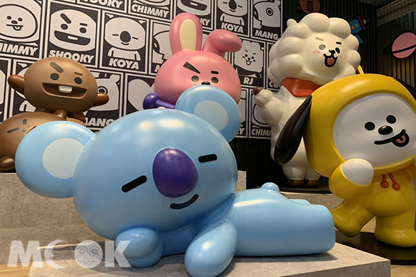 LINE FRIENDS潮玩限定店與宇宙明星BT21共同亮相。