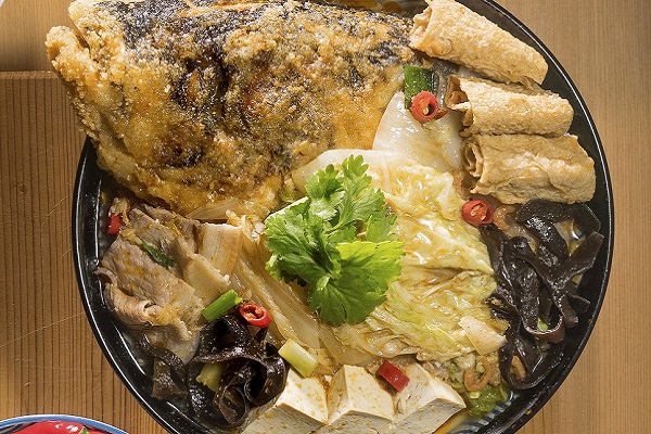 Global Mall與林聰明沙鍋魚頭合作，推經典沙鍋魚頭組合，兩入售價1,560元，預購價1,500元