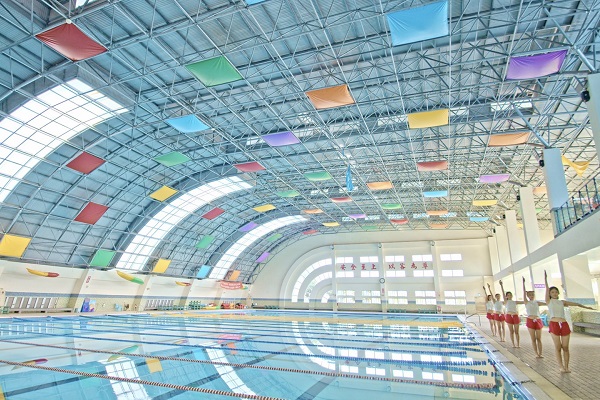 最美游泳池國立屏東大學游泳池暨體適能館。