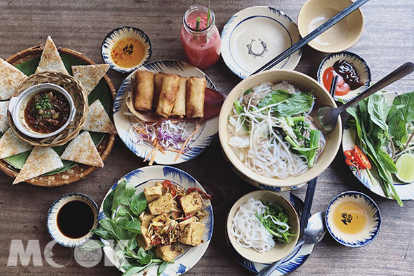 越南必吃河粉，其他越南家常菜也十分美味。