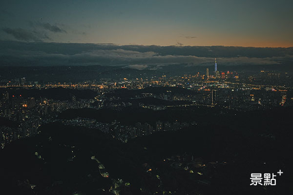 景觀平台可飽覽台北市容，入夜後景色更加迷人。 (圖／murphybj4)