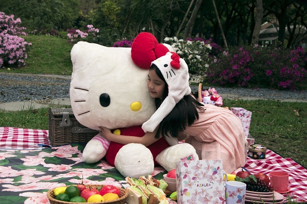 2020台北杜鵑花季Hello Kitty也登場。（圖／台北市政府）