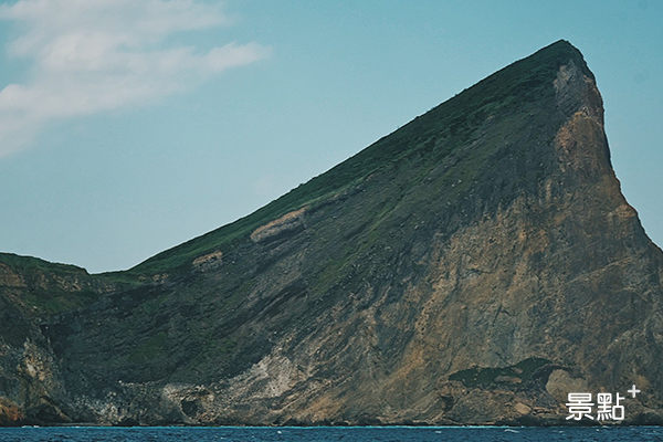 近距離欣賞龜山島的樣貌，只有驚呼與讚嘆。
