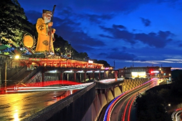 步道夜景玩轉中和！一日漫遊小鎮超有趣