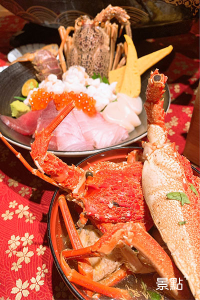 生龍蝦海鮮丼的享用方式，還包括使用龍蝦頭製作富含蝦膏的頂級味增湯。(圖／景點家張盈盈)