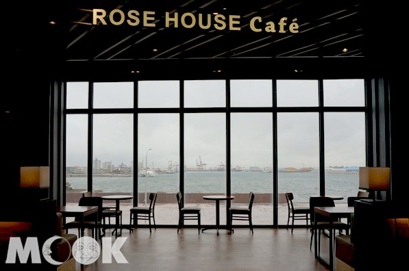 MITSUI OUTLET PARK台中港海景咖啡館