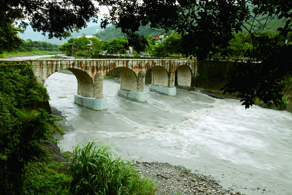 糯米古橋是南投縣國姓鄉內唯一的古蹟。（圖／南投縣政府）