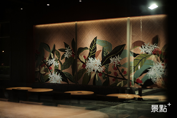 壁面藝術品則是靈感來自潮州知名的傳統工藝「藤編」
