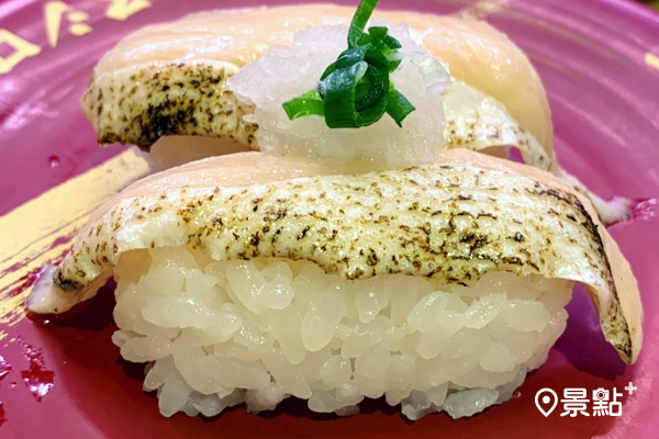 鮭魚握壽司是許多台灣消費者喜愛的品項。 (圖／cheriechang1217)