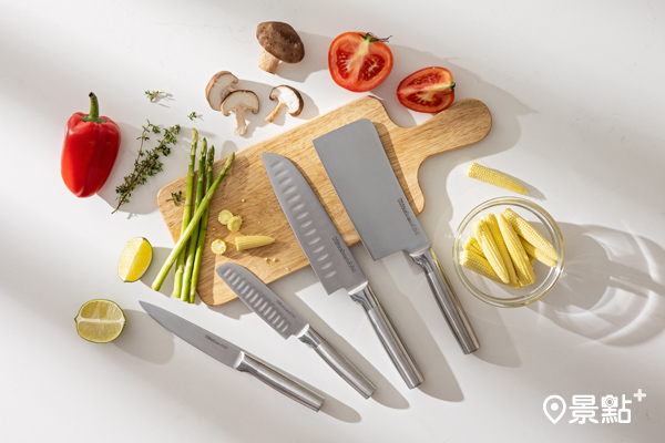 KitchenAid 不鏽鋼刀具系列。