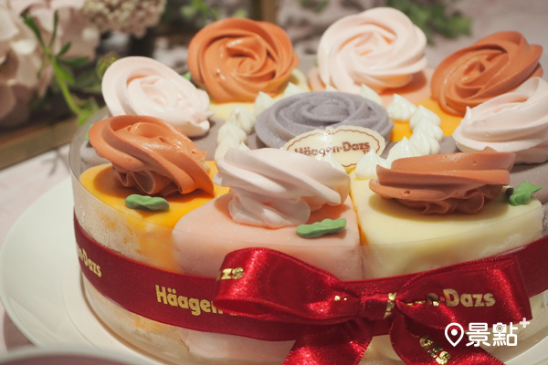 Häagen-Dazs主題蛋糕「花開幸福」，7英吋2480元。 （圖／景點家張盈盈）
