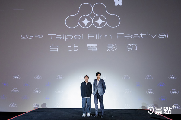 邱澤與導演廖明毅參加2021年台北電影節前導宣傳影片記者會。