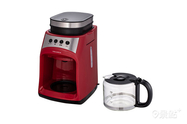 紅FIKA自動研磨咖啡機，售價$3,980。