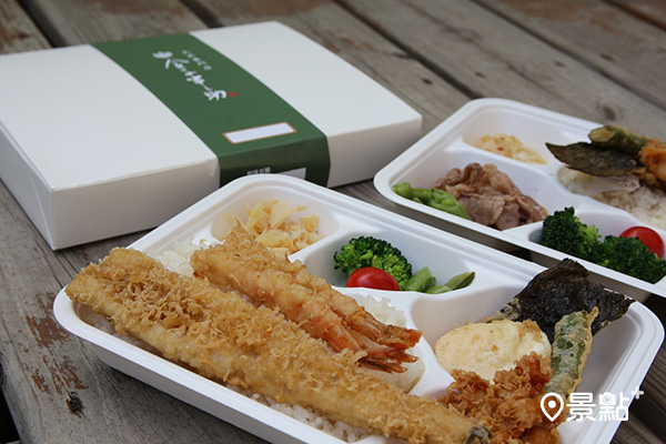 金子半之助特選經典天丼作為外帶餐盒。