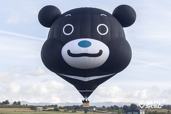 「台北熊讚熱氣球」高度19.2公尺，經過6個月製作。（圖 /台北市觀傳局，以下同）