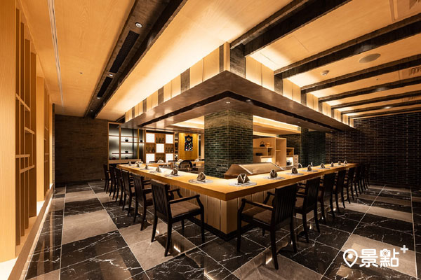 「Love Japan 行政套房」方案包含，「はや瀬HAYASE」餐廳，最正統的雙人日式懷石料理。