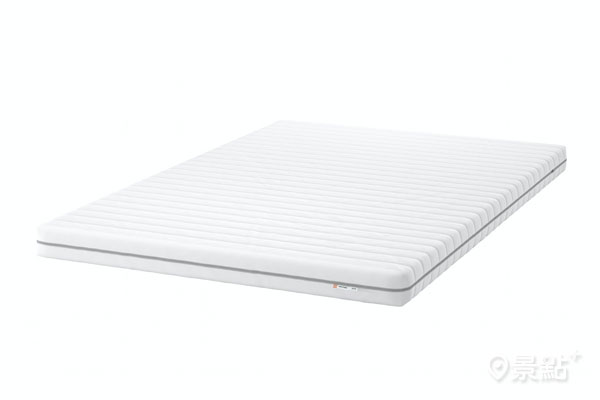 MALFORS小型雙人泡棉床墊，優惠價1,990元。
