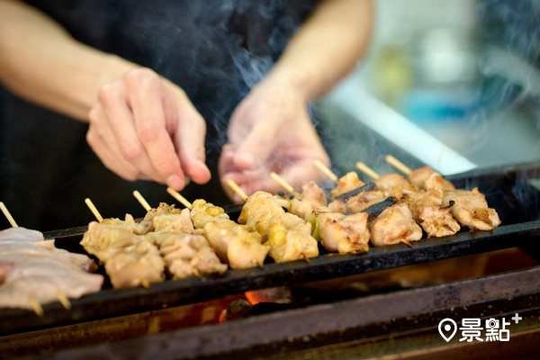 「晴櫻」的雞肉是鳥取縣所生產的大山雞，肉質軟嫩又保有適度嚼勁，口感一級棒。