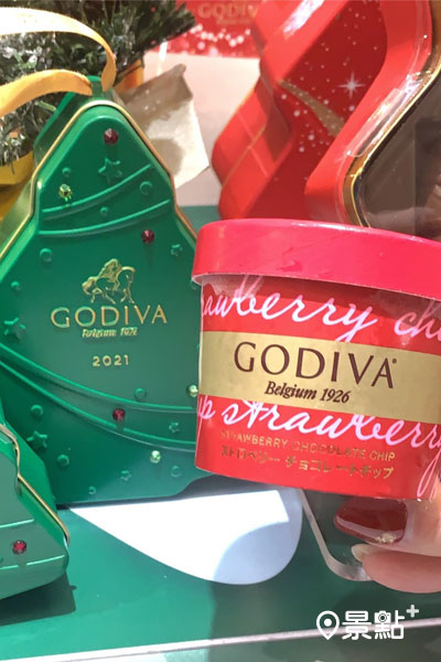 GODIVA巧克力禮盒、冰淇淋聖誕氣氛濃厚。（圖 / 景點+ 張盈盈）