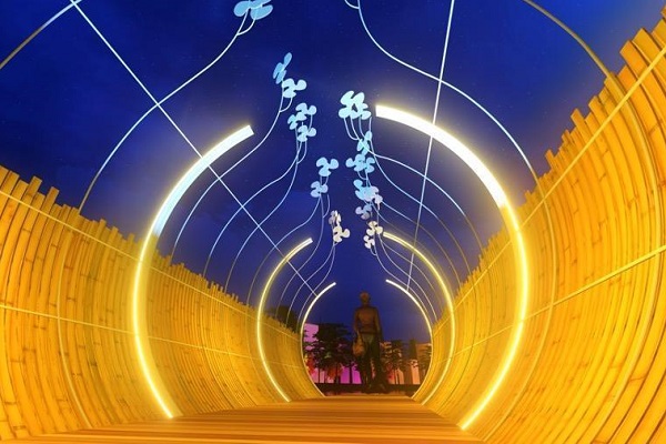 燈節中的作品－禹禹藝術工作室的《身風》 (圖／都市藝術工作室)